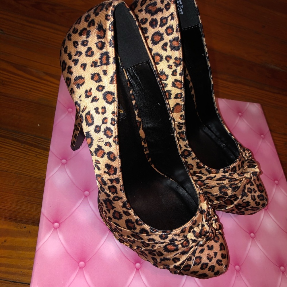 Brand new never worn satin cheetah heels